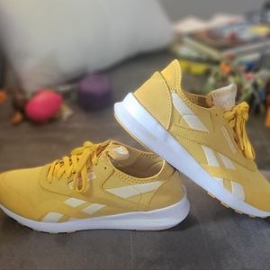 Womens Reebok Nylon SP Sneaker Size 9